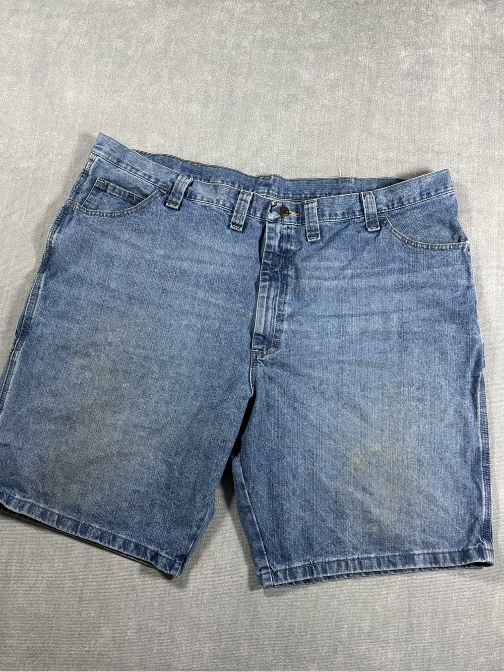 Vintage Y2K Wrangler baggy blue denim jorts